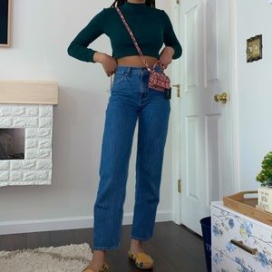 Green Crop Top Long Sleeve